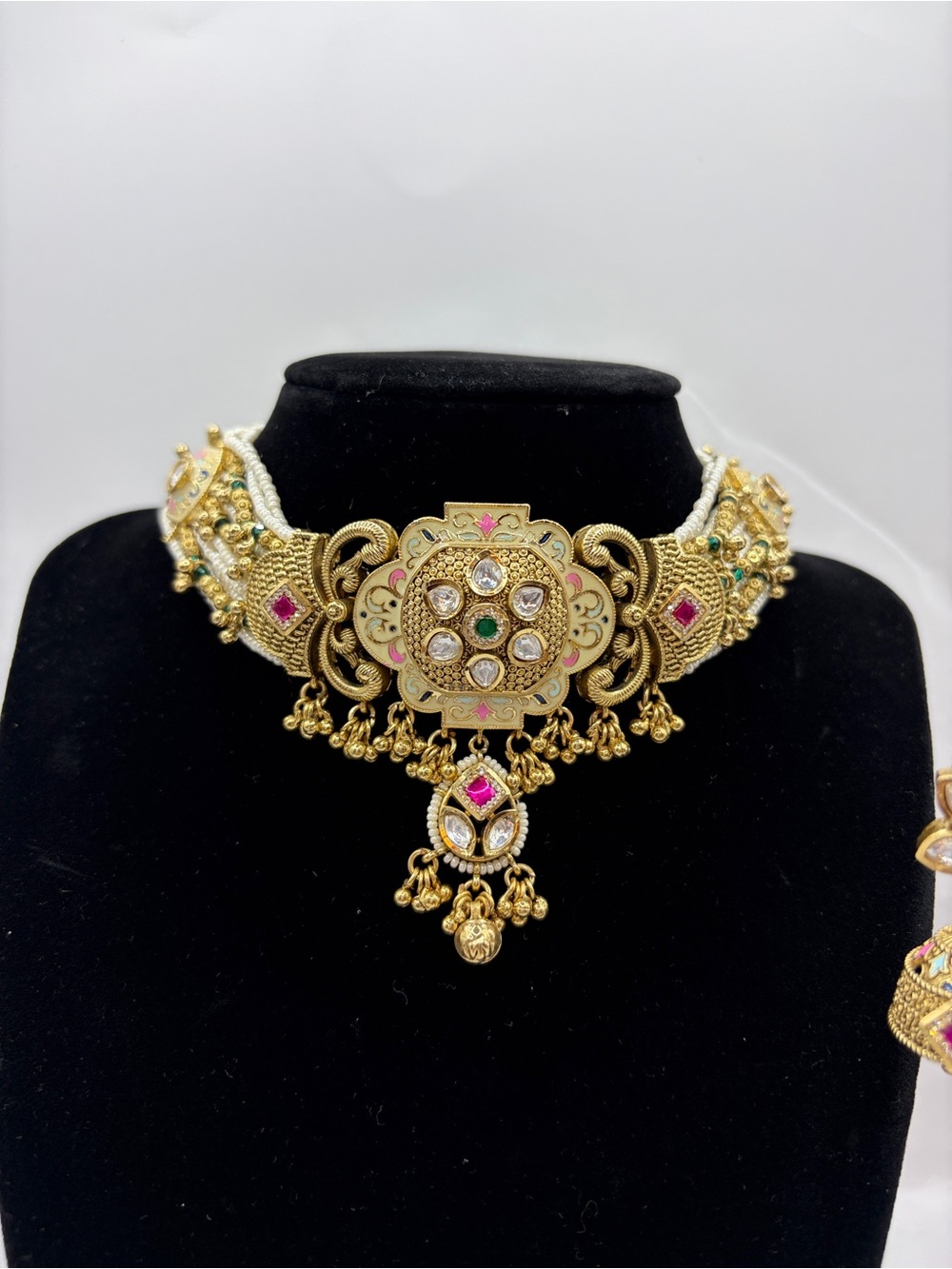 Traditional Gold Plating Hand Painted Choker Necklace with Pink Green Stones